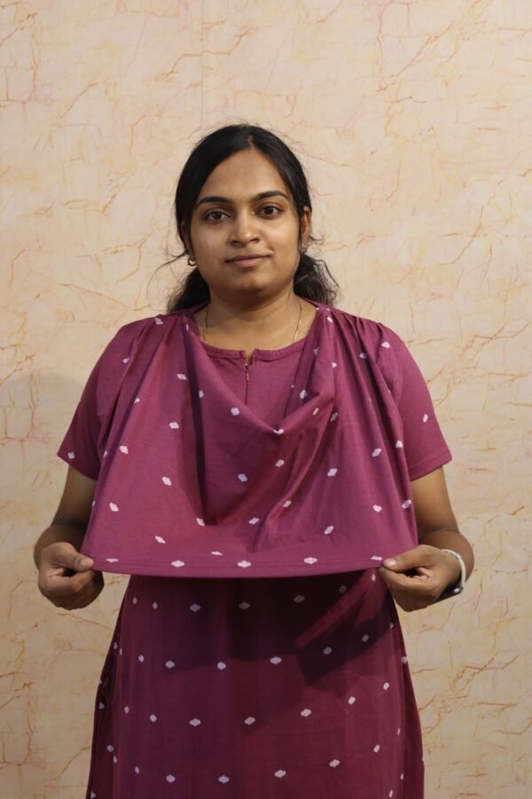 Feeding shawl-meroon