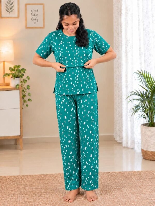 Feeding T-Shirt & Pant - Green