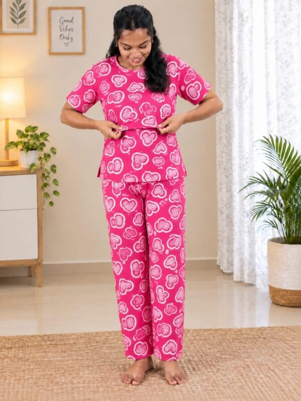 Feeding T-Shirt & Pant - Pink with White heart Print